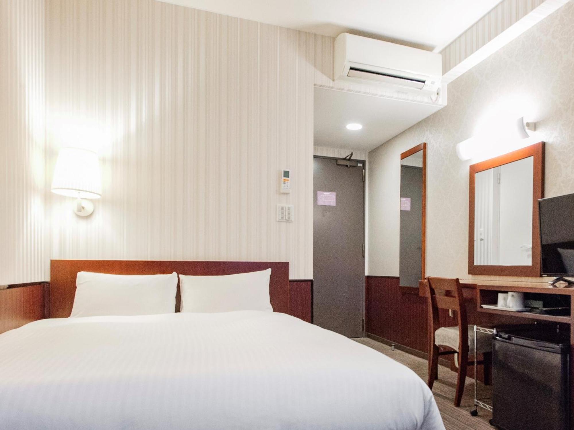 Hotel Hillarys Ōsaka Chambre photo